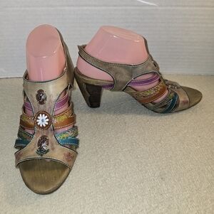 L'Artiste Spring Step Lillac Leather Strappy Sandals size 40/9
